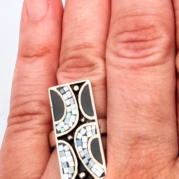 Unique Mother of Pearl Mosaic Ring - Picture 5 of 5
